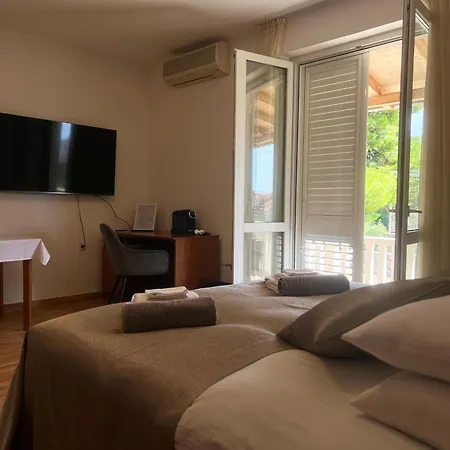 Lazaret