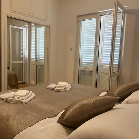 Lazaret Guest house *