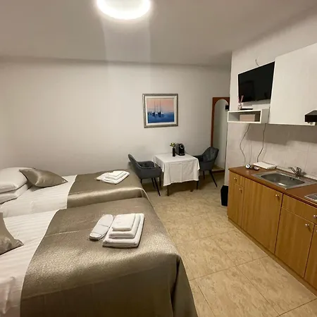 Lazaret Vendégház