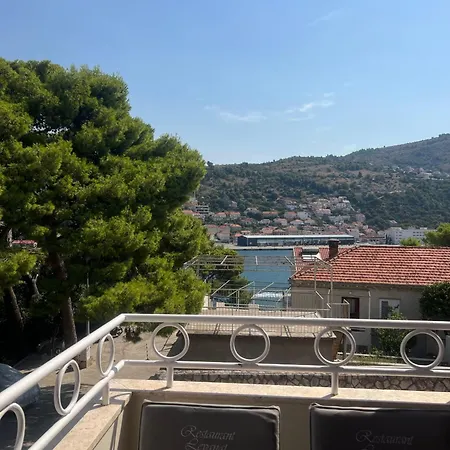 Penzion Lazaret *
